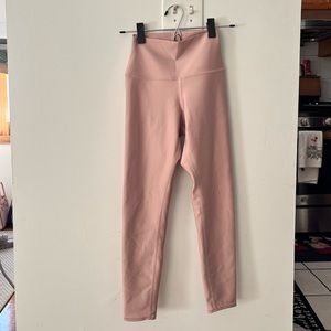 Alo yoga 7/8 high waist airlift legging pale mauve